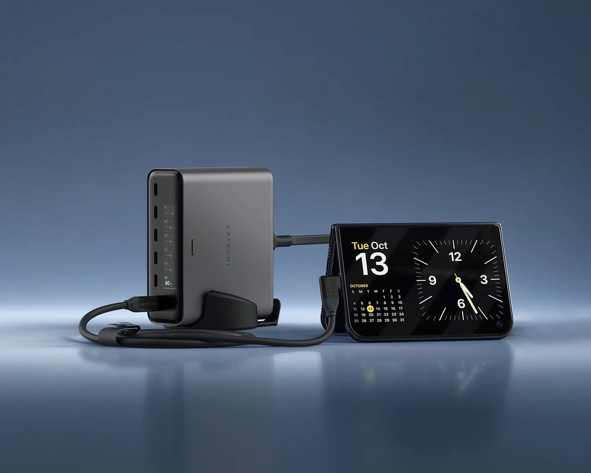 Satechi ChargeView™ 240W Desktop Charger powering an iPhone Duo in tent mode via the Right-Angle USB-C to USB-C Data and Charge Cable (1m).