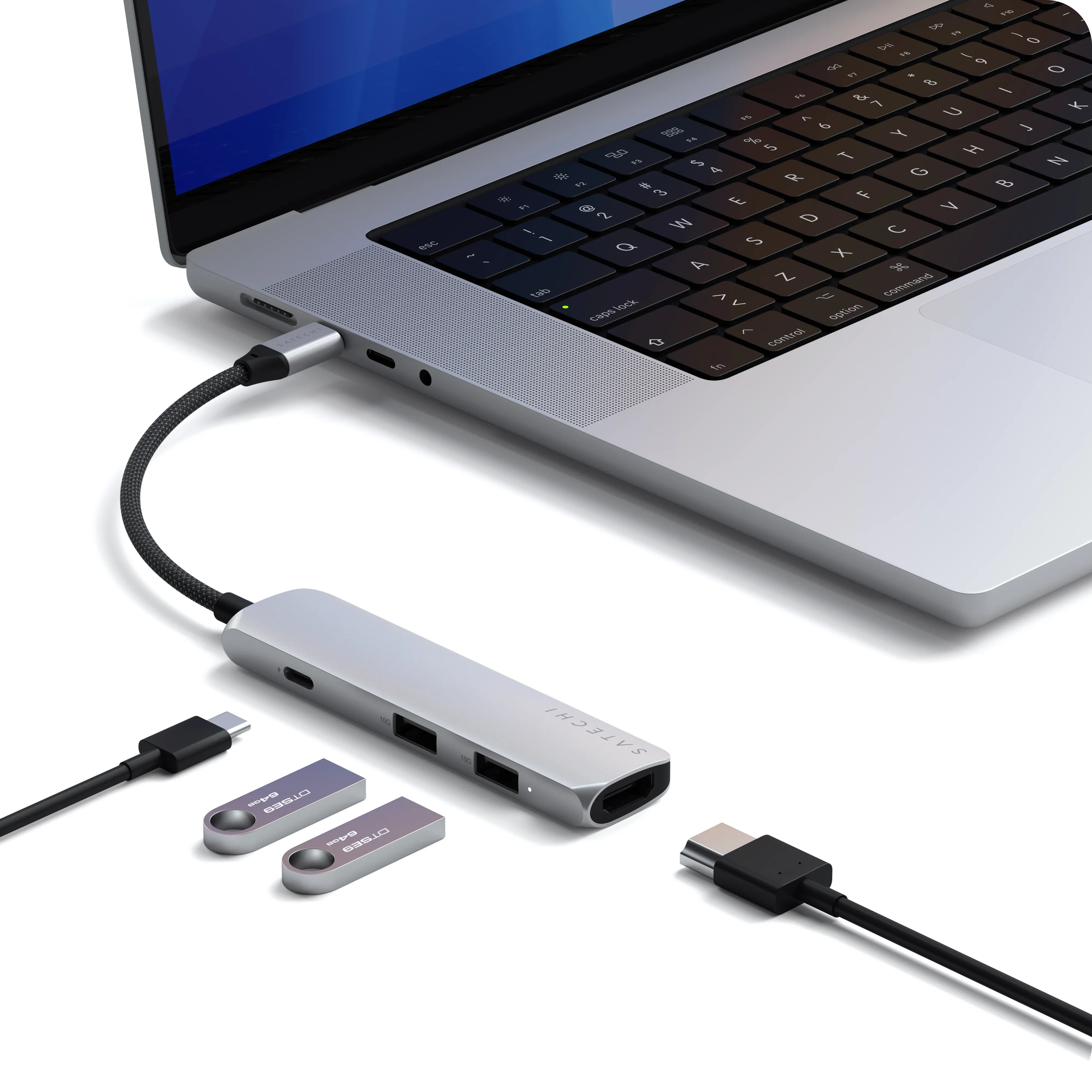 4-in-1 Slim Multi-Port Adapter 4K Satechi Silver