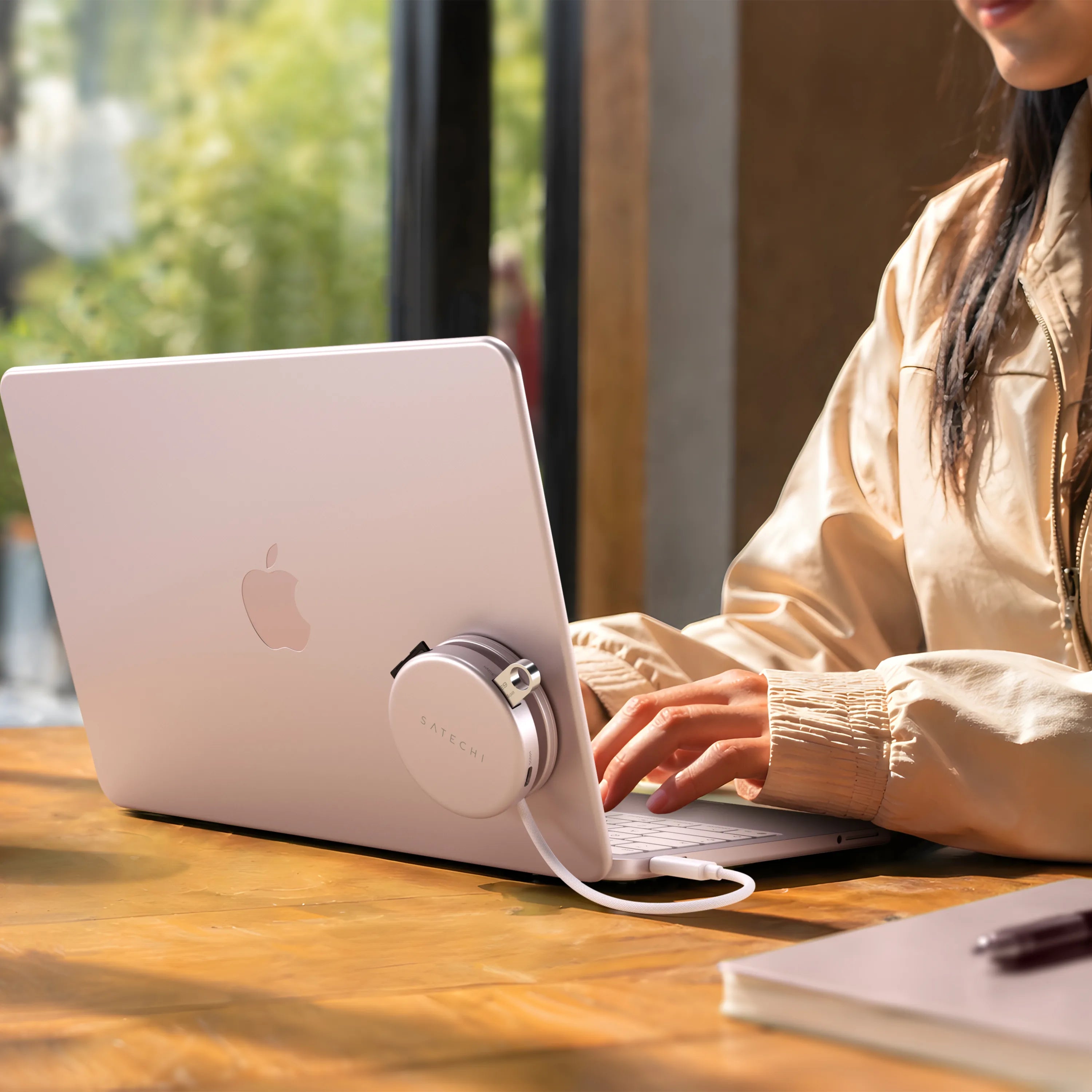 OntheGo™ 5-in-1 Multiport Adapter