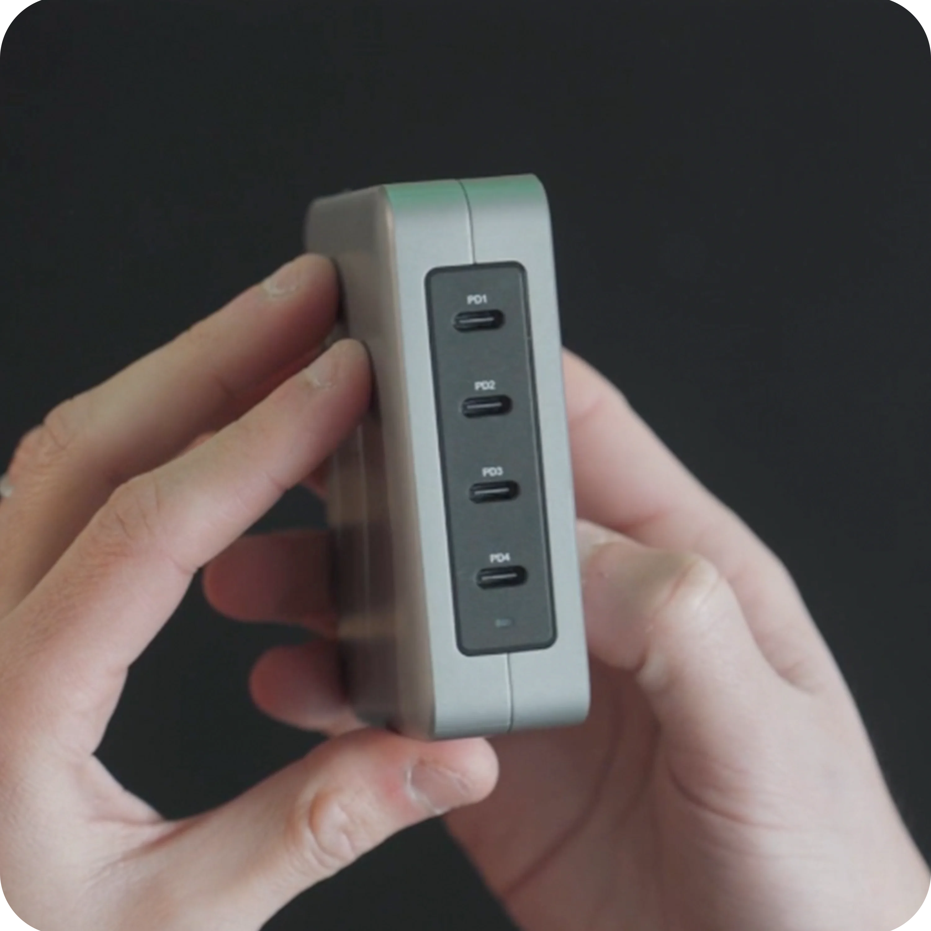 Satechi 145W USB-C 4-Port GaN Travel Charger 