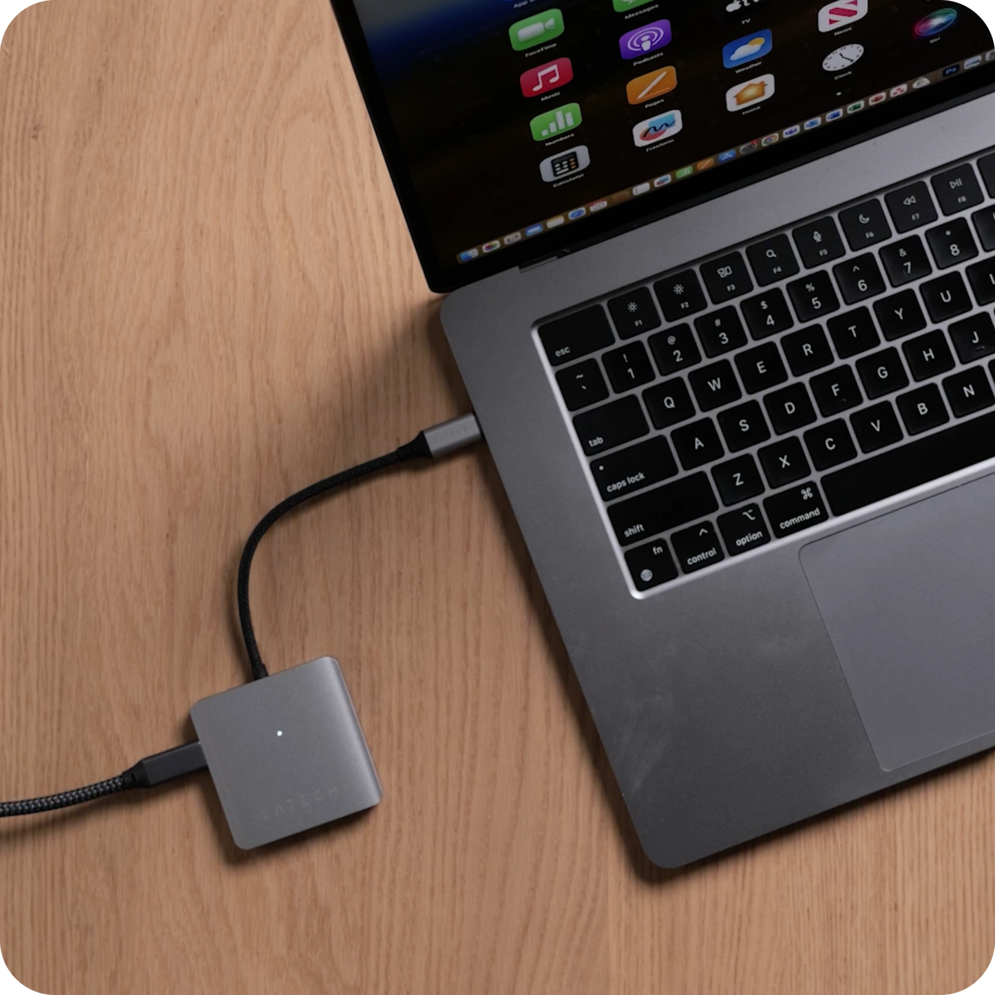 4-Port USB-C Hub with Power Delivery