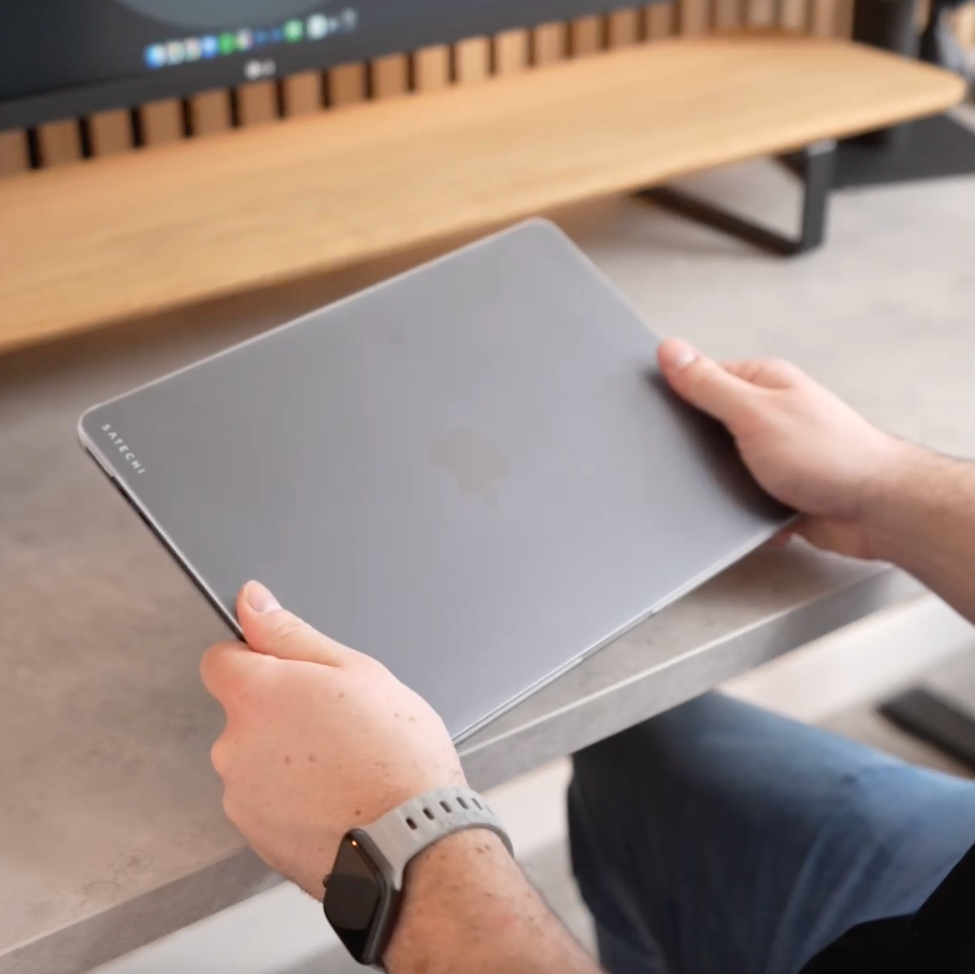 Eco-Hardshell Case for MacBook Air M2 Accessories Satechi Clear