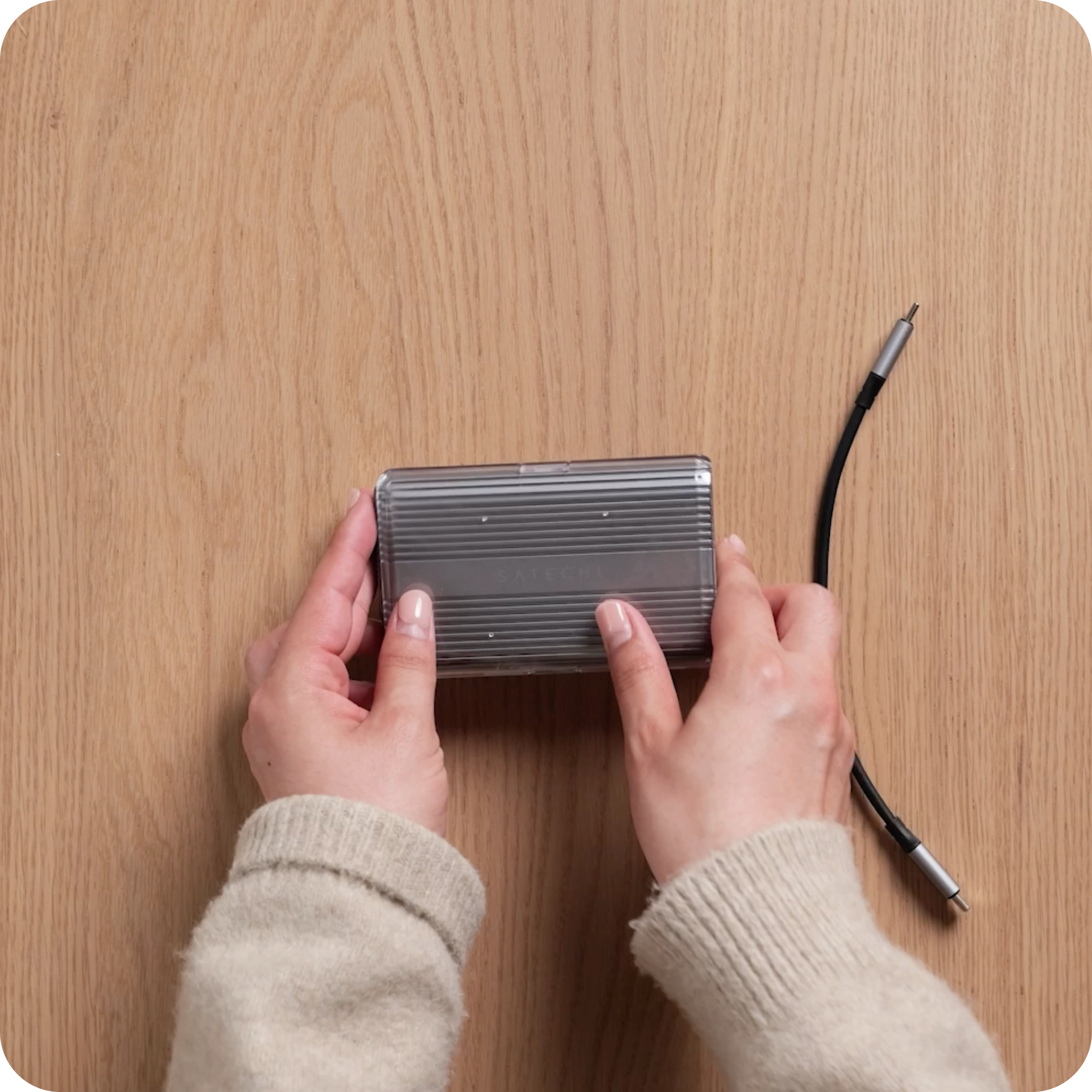 【未開封】SATECHI USB4 NVMe SSD Pro エンクロージャー USB4 NVMe SSD Pro Enclosure | 40Gbps – Satechi