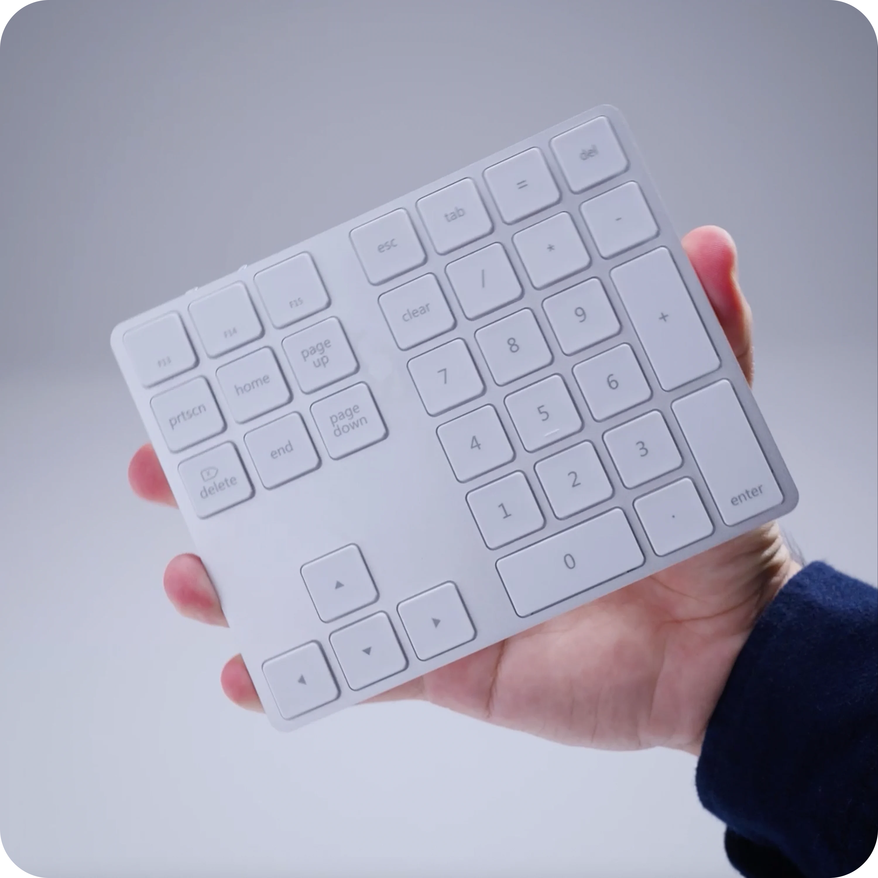 Aluminum Slim Rechargeable Bluetooth Keypad Satechi Silver