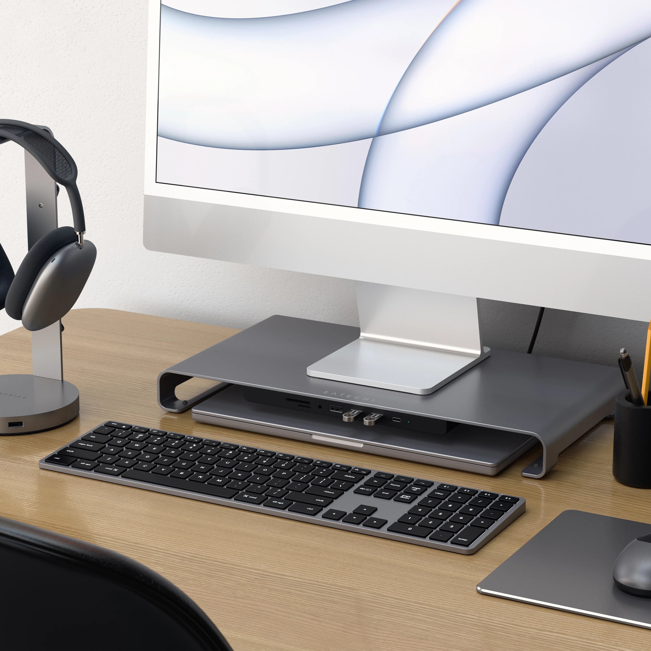 Satechi Monitor Stand Hub